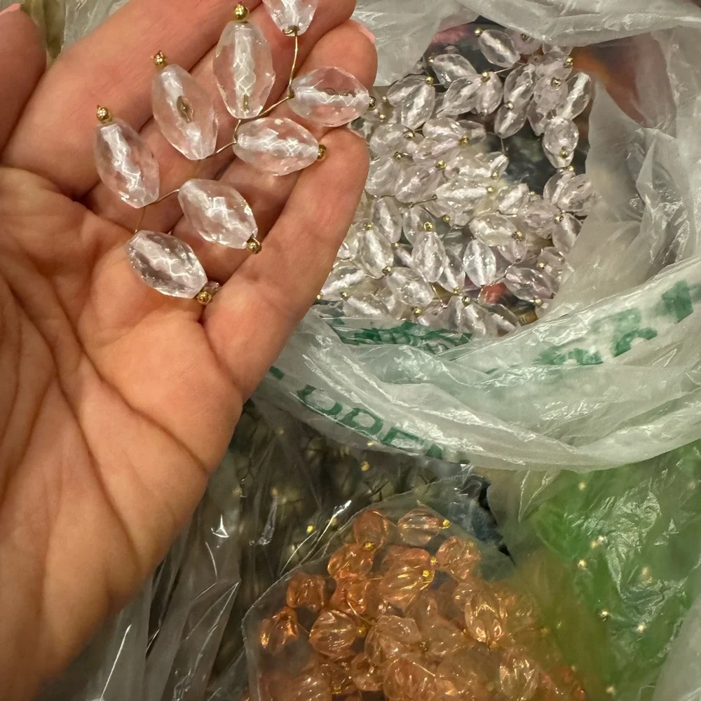 Bulk of handmade beaded blooms - Picture 5 of 10